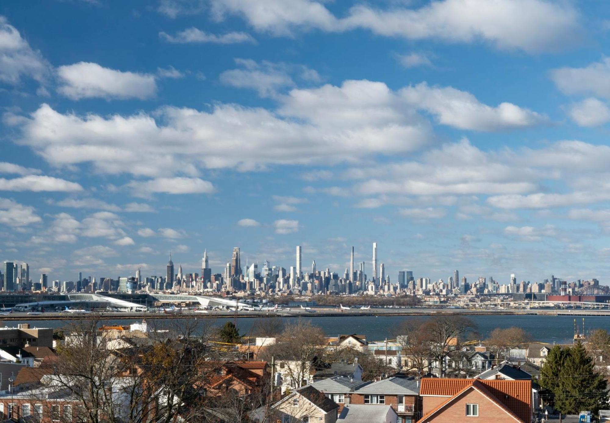 Voco Fiorello - Laguardia East By Ihg New York Dış mekan fotoğraf